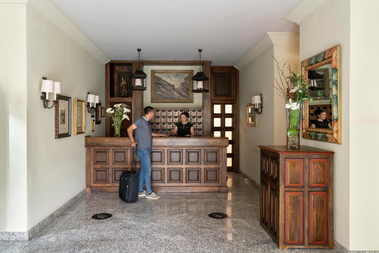 Parador De Vilalba Εξωτερικό φωτογραφία