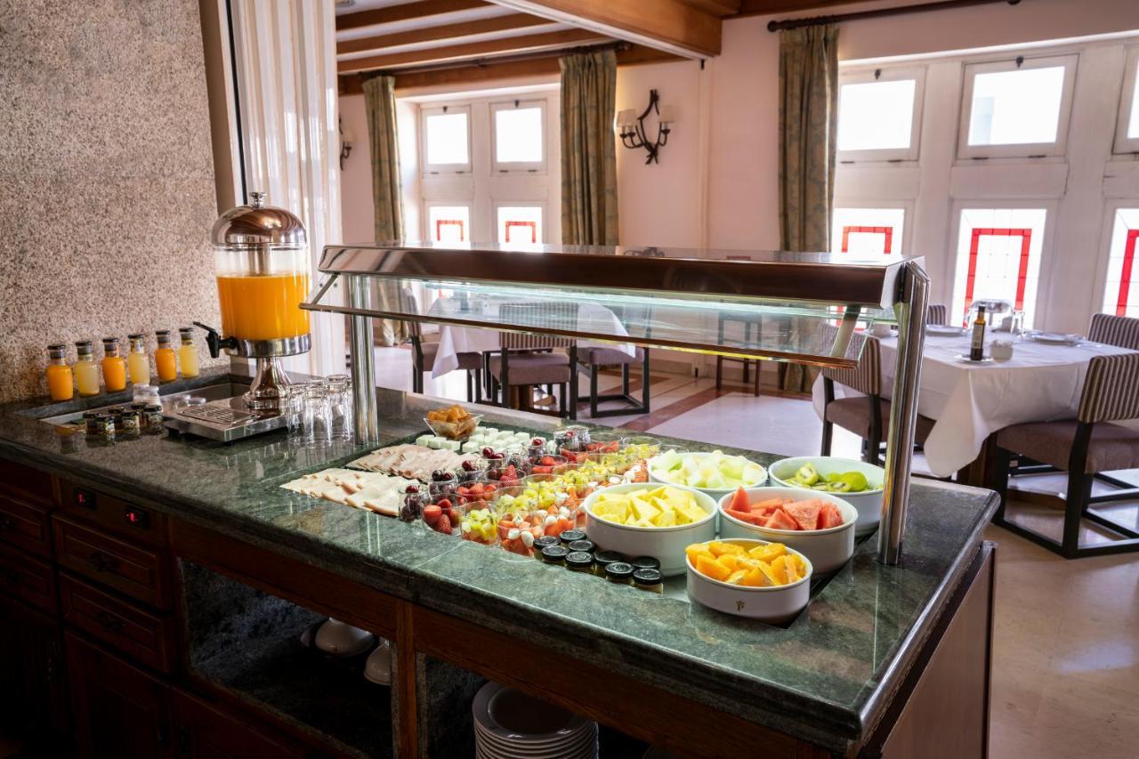 Parador De Vilalba Εξωτερικό φωτογραφία