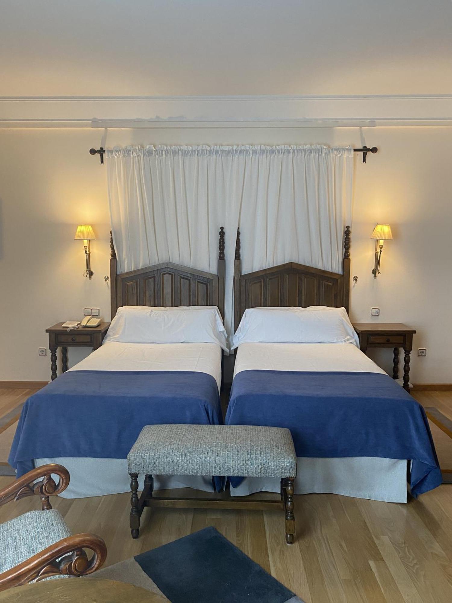 Parador De Vilalba Εξωτερικό φωτογραφία